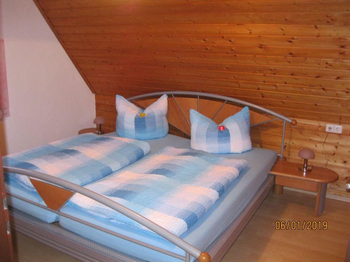 Ferienwohnung Anna Maroldsweisach エクステリア 写真